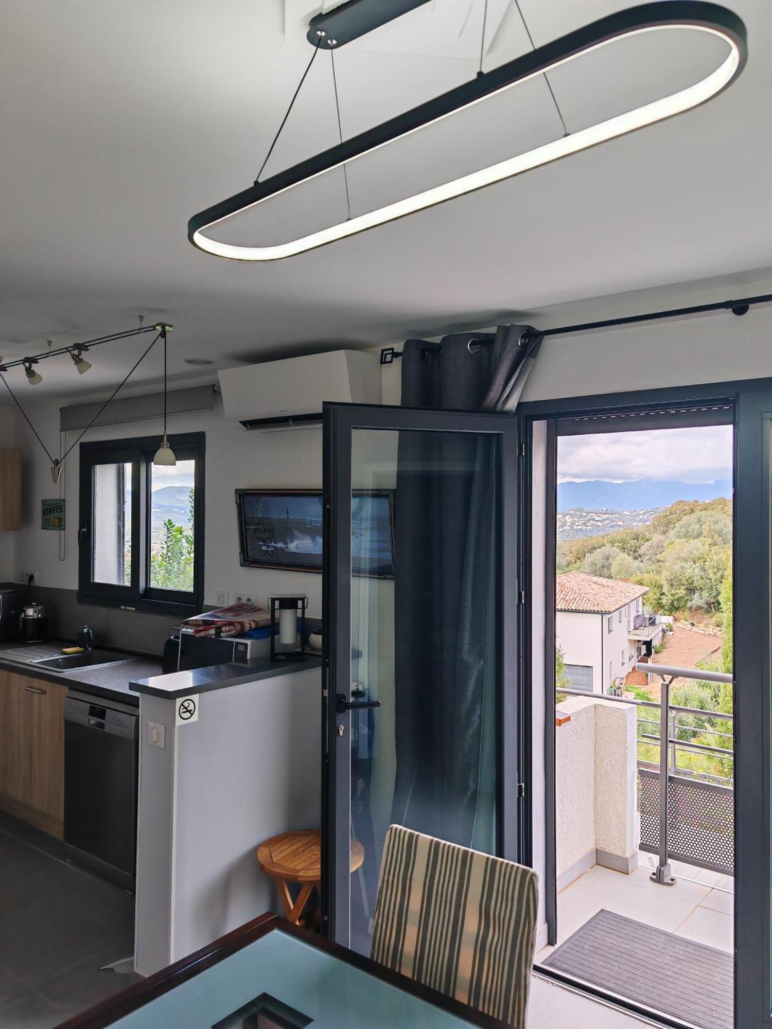 Appartement F2 Avec Terrasse De 35 M2 Bomorto - Porticcio ปอร์ติชโช ภายนอก รูปภาพ